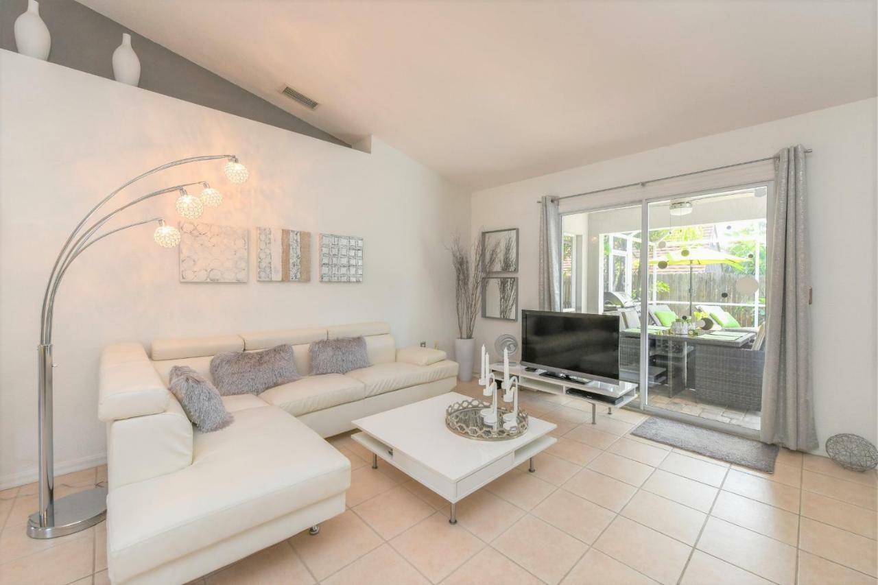 Contemporary Pool Villa I - Pool & Jacuzzi - Nearby Beach Venice Eksteriør bilde